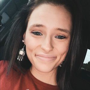 Meet your Posher, Christnya